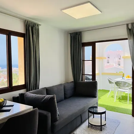 דירה Paulmarie Ocean View In Windsor Park אדחה